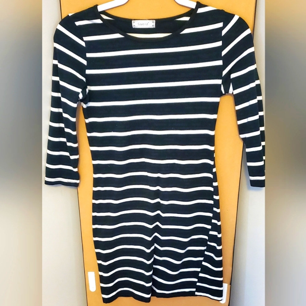 3/4 Sleeve Striped Black and White Dress